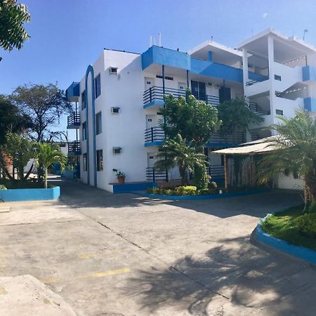 Hostal Albatros Manta Exterior photo